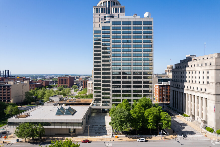 1010 Market St, Saint Louis, MO à louer - Photo de l’immeuble – Image 2 sur 6