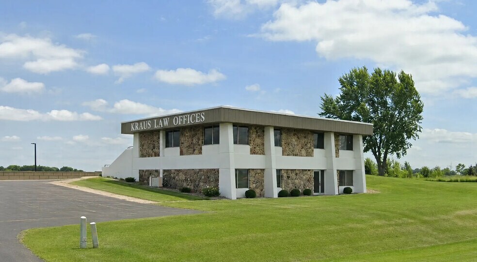 1601 8th St SE, Orange City, IA à vendre - Photo principale – Image 1 sur 6