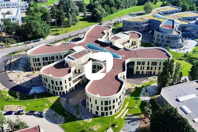 Plus de détails pour Rue Sans Souci, Limonest - Bureau à louer