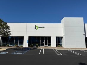 4007 Paramount Blvd, Lakewood, CA à louer Photo intérieure– Image 1 sur 4