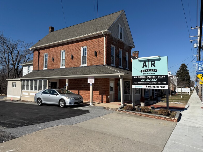324 Main St, Reisterstown, MD à louer - Photo de l’immeuble – Image 1 sur 5