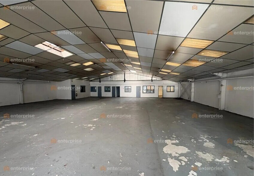 Local d’activités dans Tourcoing à louer - Photo intérieure – Image 3 sur 9