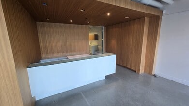 1701-1721 Fir St, Vancouver, BC à louer Photo intérieure– Image 2 sur 8