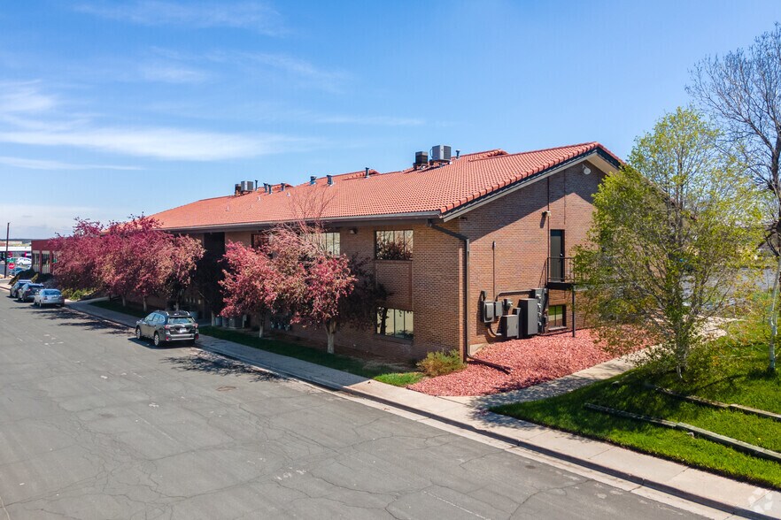 3615 S Huron St, Englewood, CO à louer - Photo de l’immeuble – Image 3 sur 5