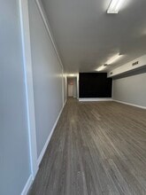 501-527 S Paula Dr, Dunedin, FL à louer Photo intérieure– Image 1 sur 10