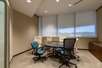 2600 W Big Beaver Rd, Troy, MI à louer Photo intérieure– Image 2 sur 14