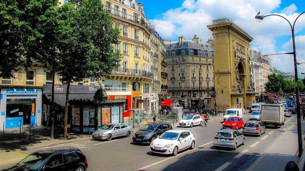 Local commercial dans Paris à louer - Photo de l’immeuble – Image 1 sur 2