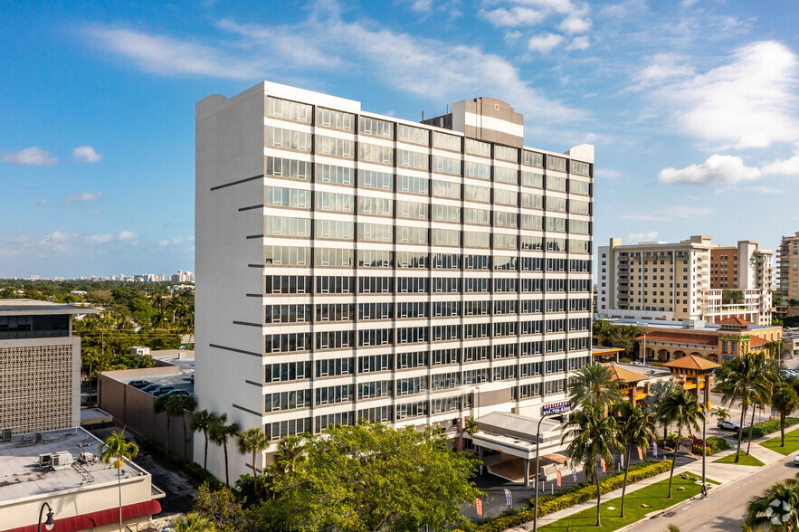 2455 E Sunrise Blvd, Fort Lauderdale, FL à louer - Photo principale – Image 1 sur 152