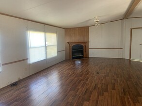 4311 Cement Valley Rd, Midlothian, TX à louer Photo intérieure– Image 2 sur 4