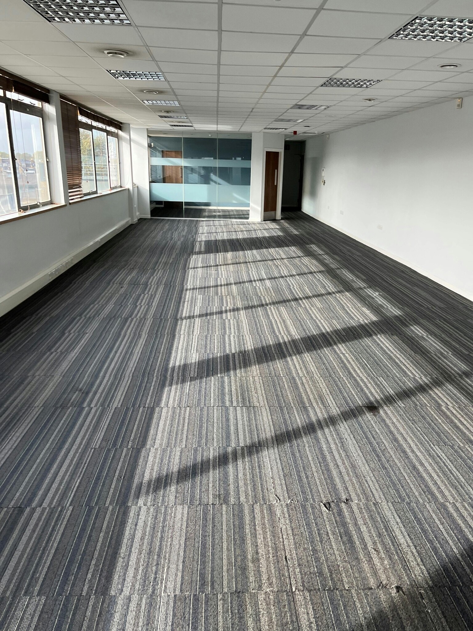 56-58 Putney High St, Londres à louer Photo intérieure– Image 1 sur 2