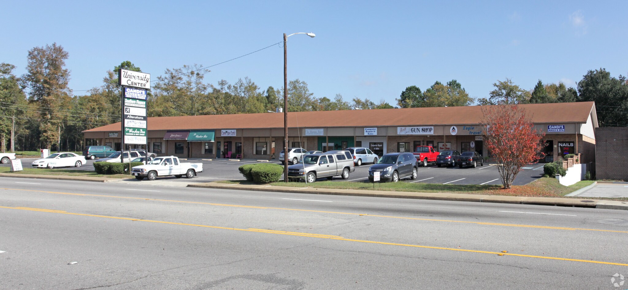 561-577 Bultman Dr, Sumter, SC à louer Photo principale– Image 1 sur 8