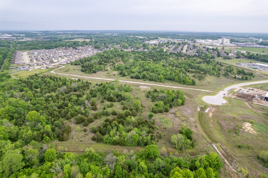 1800 S 37th Ct, Broken Arrow, OK à vendre - Photo de l’immeuble – Image 3 sur 5
