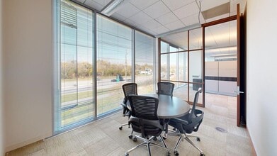 2135 CityGate Ln, Naperville, IL à louer Photo intérieure– Image 2 sur 15