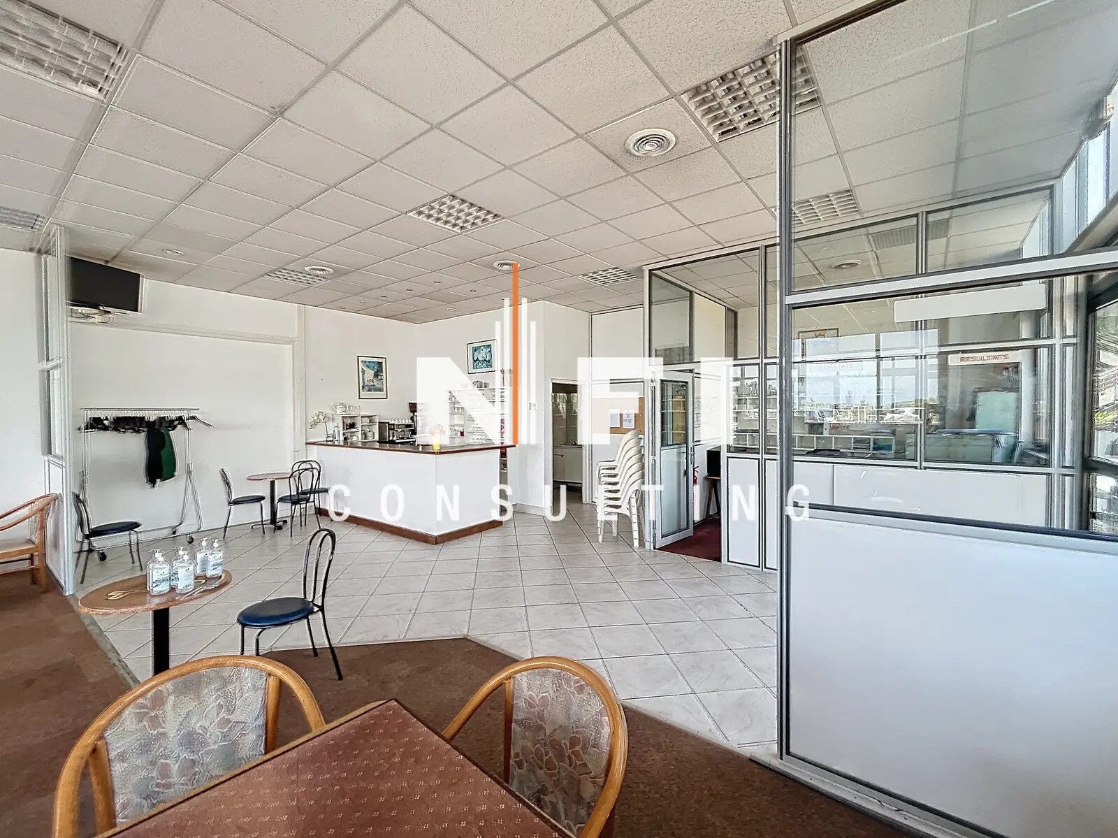 Bureau dans Villeneuve-Loubet à louer Photo intérieure– Image 1 sur 8
