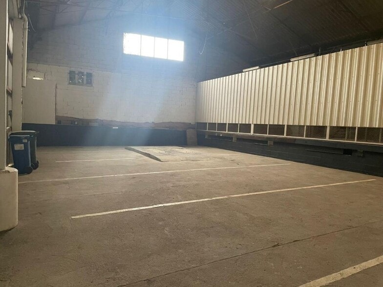 Industriel/Logistique dans Panazol à louer - Photo intérieure – Image 2 sur 2