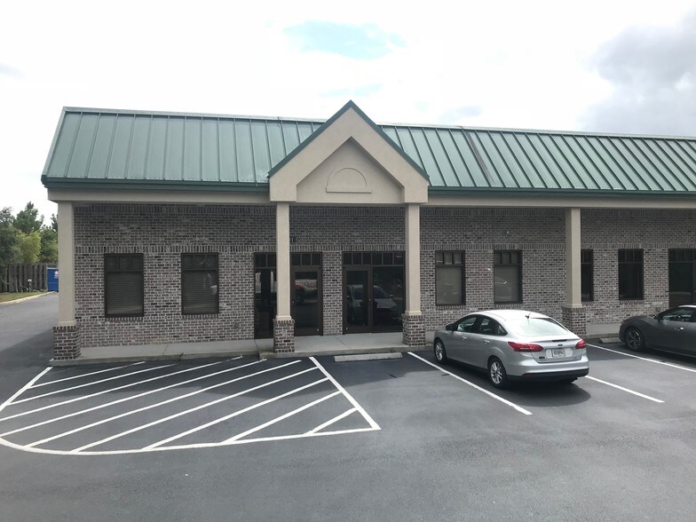 110 Pipemakers Cir, Pooler, GA à louer - Photo de l’immeuble – Image 2 sur 8