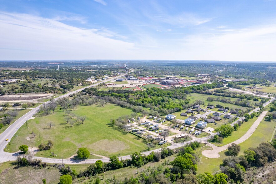 109 Big Bend, Glen Rose, TX à vendre - Photo de l’immeuble – Image 2 sur 4
