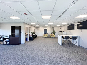 1200 Shermer Rd, Northbrook, IL à louer Photo intérieure– Image 2 sur 5