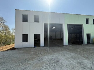 Plus de détails pour 11 Rue Des Entreprises, Novillers - Local d’activités à vendre