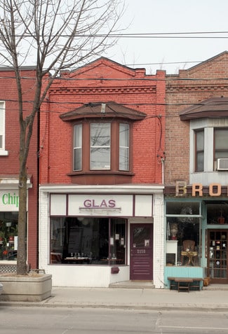 Plus de détails pour 1118 Queen St E, Toronto, ON - Local commercial à vendre