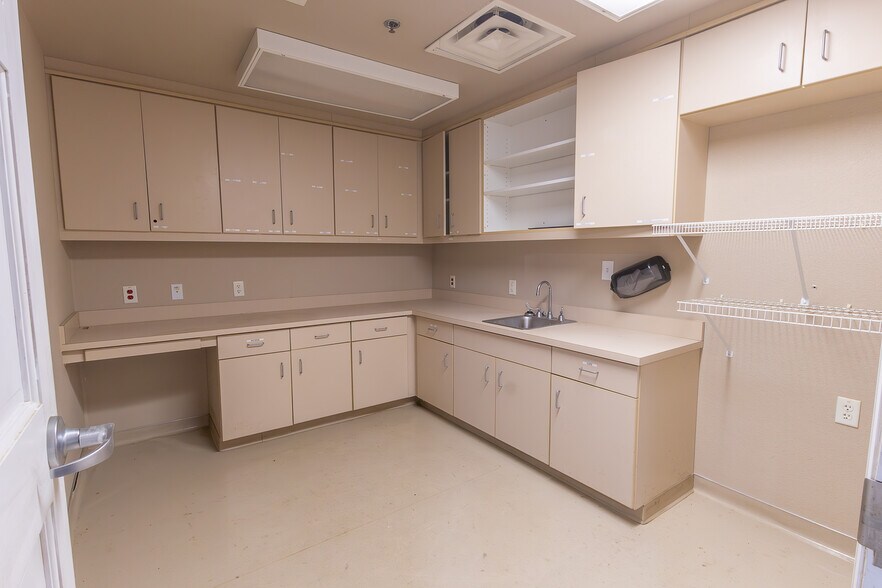 2815 E Jackson St, Hugo, OK à vendre - Photo intérieure – Image 2 sur 18