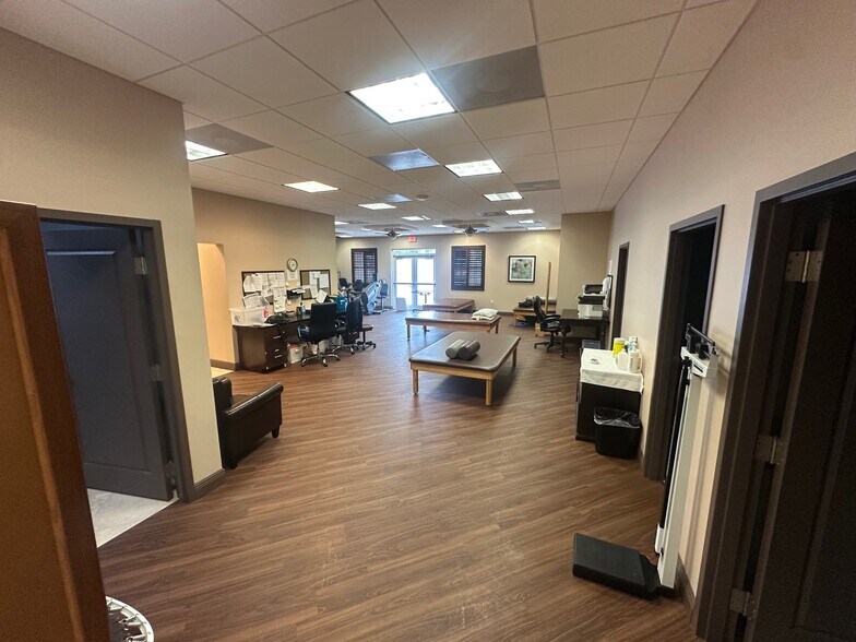 3111 W Boynton Beach Blvd, Boynton Beach, FL à louer - Photo intérieure – Image 3 sur 5