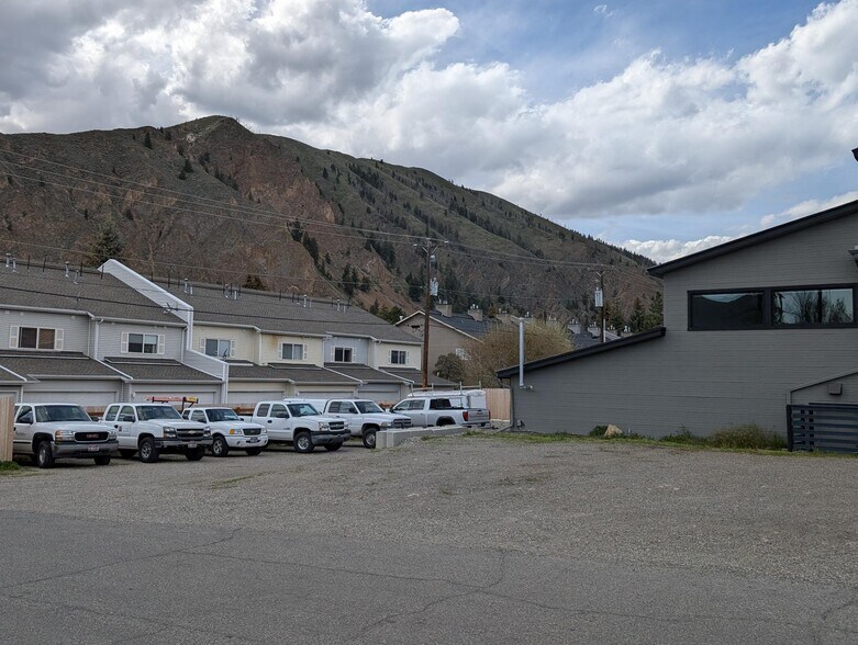 201 N River St, Hailey, ID à louer - Photo de l’immeuble – Image 3 sur 4