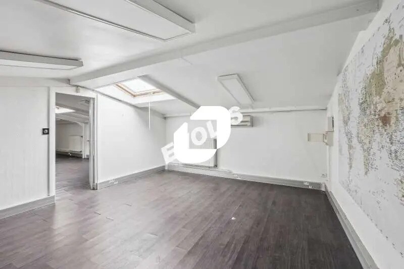 Bureau dans Aulnay-sous-Bois à vendre - Photo de l’immeuble – Image 1 sur 13