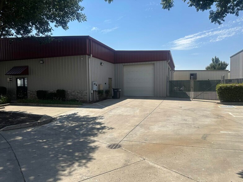 1465 Atlanta Ct, Turlock, CA à louer - Photo de l’immeuble – Image 1 sur 13