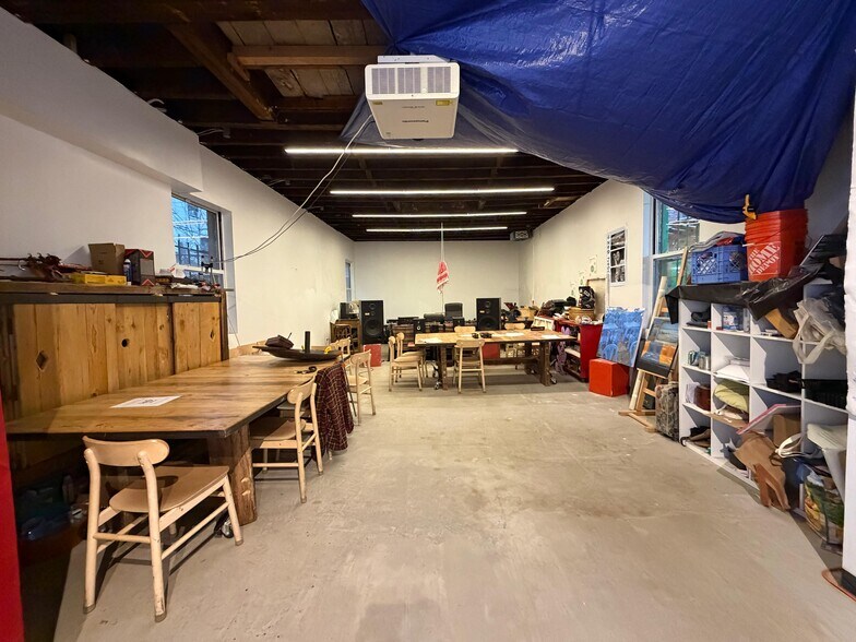 671 Flatbush Ave, Brooklyn, NY à louer - Photo de l’immeuble – Image 3 sur 6