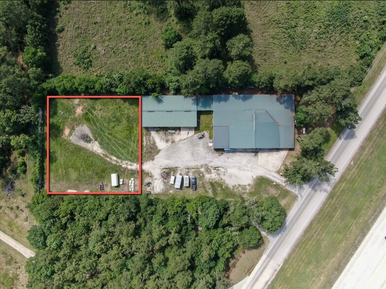 2745 Interstate 45, New Waverly, TX à louer - Photo de l’immeuble – Image 2 sur 6