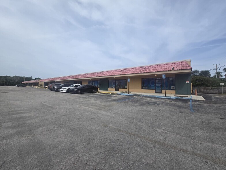 3220 S US Highway 1, Fort Pierce, FL à vendre - Photo de l’immeuble – Image 2 sur 11