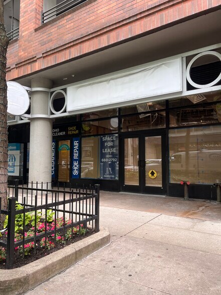 211 E Ohio St, Chicago, IL à louer - Photo de l’immeuble – Image 1 sur 7