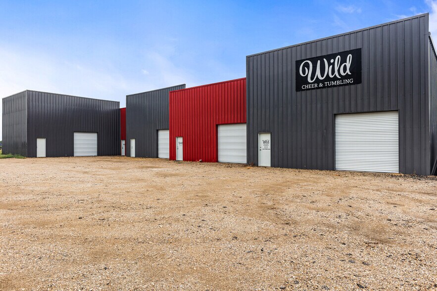 6854 Old Lorena Rd, Lorena, TX à louer - Photo de l’immeuble – Image 3 sur 31