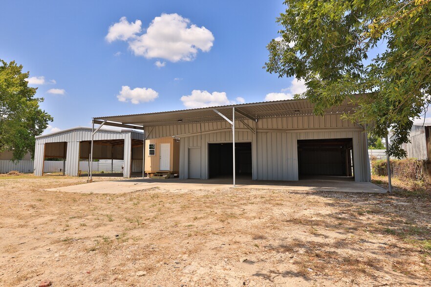 1929 Havner Ln, Houston, TX à vendre - Photo de l’immeuble – Image 2 sur 37