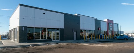 5150 23 St SE, Calgary, AB à louer Photo de l’immeuble– Image 2 sur 3
