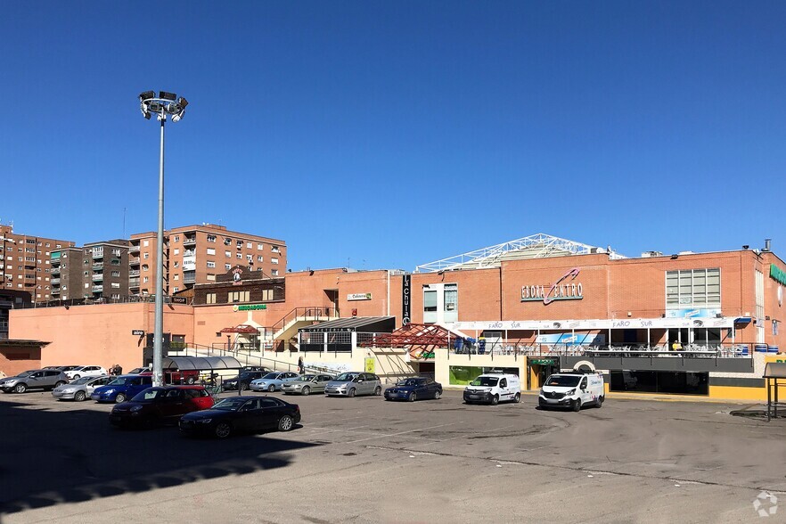 Avenida Constitución, 19, Talavera de la Reina, Toledo à louer - Photo de l’immeuble – Image 1 sur 4