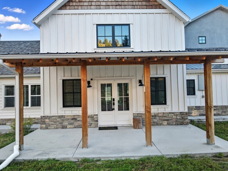 1636 Lakemoor Dr, Florissant, CO à vendre - Photo de l’immeuble – Image 3 sur 56