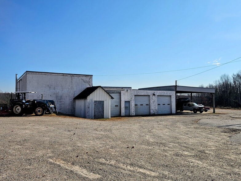 2690 Old Richmond Road, Danville, VA à vendre - Photo de l’immeuble – Image 3 sur 29