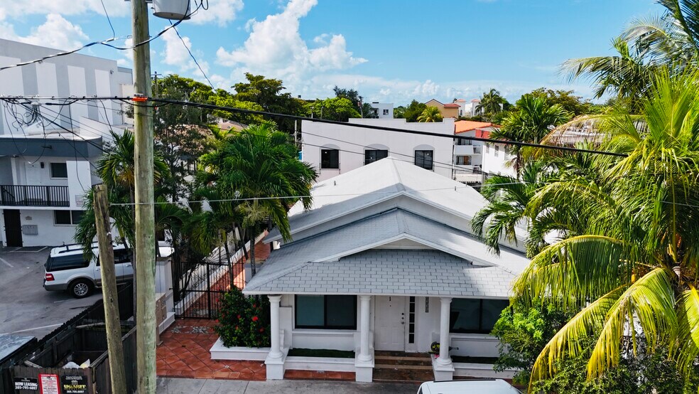 1234 SW 4th St, Miami, FL à vendre - Photo de l’immeuble – Image 2 sur 21
