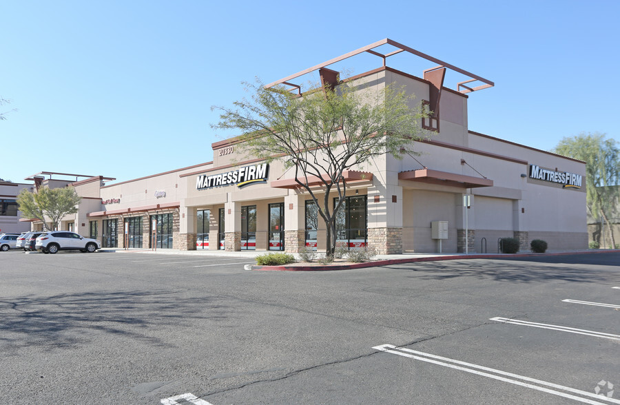 N Cave Creek Rd, Phoenix, AZ à louer - Photo principale – Image 1 sur 11