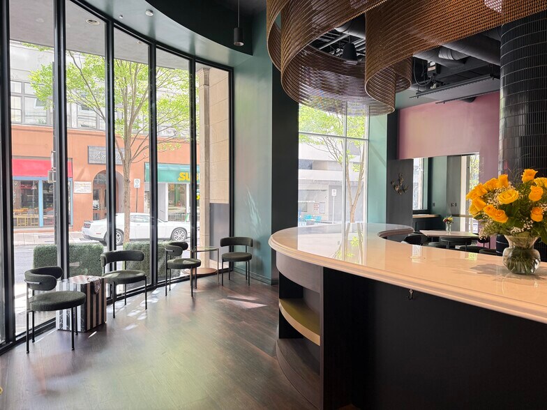 159 4th Ave N, Nashville, TN à louer - Photo intérieure – Image 2 sur 20