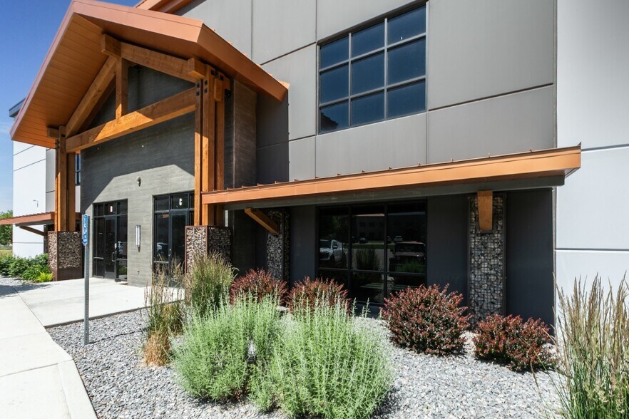 2206 W 3000 S, Heber City, UT à louer - Photo de l’immeuble – Image 2 sur 17