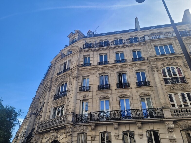 14 rue de Chantilly, Paris à louer - Photo de l’immeuble – Image 3 sur 8