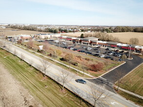 200-242 Mitchell Dr, Plano, IL à louer Aérien– Image 2 sur 5