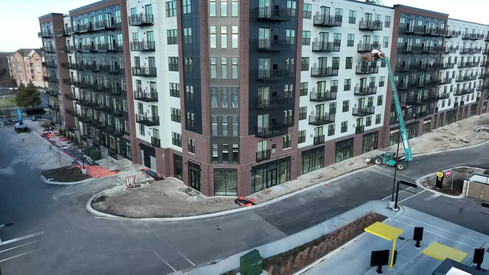 260 McHenry Rd, Buffalo Grove, IL à louer - Vidéo sur l’annonce professionnelle – Image 3 sur 6