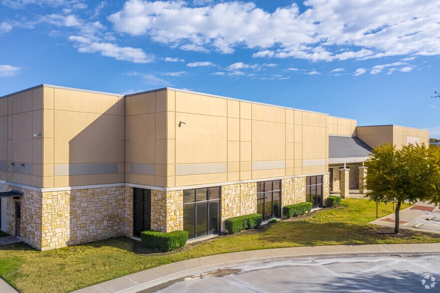 2610 Observation Trl, Rockwall, TX à vendre - Photo de l’immeuble – Image 3 sur 4
