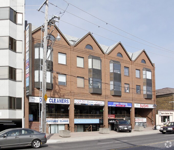 12-18 Jane St, Toronto, ON à louer - Photo de l’immeuble – Image 2 sur 2