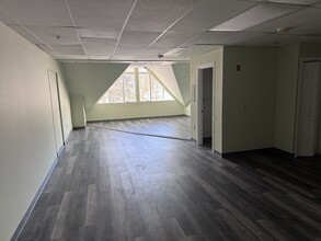 1461 Hooksett Rd, Hooksett, NH à louer Photo intérieure– Image 1 sur 1