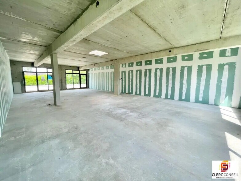 Local commercial dans Bihorel à louer - Photo de l’immeuble – Image 1 sur 1